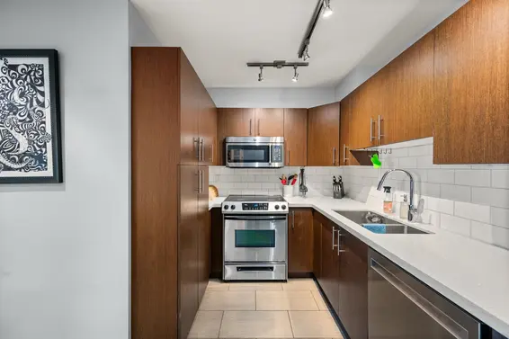 308 128 West 8 Street, North Vancouver For Sale - image 14