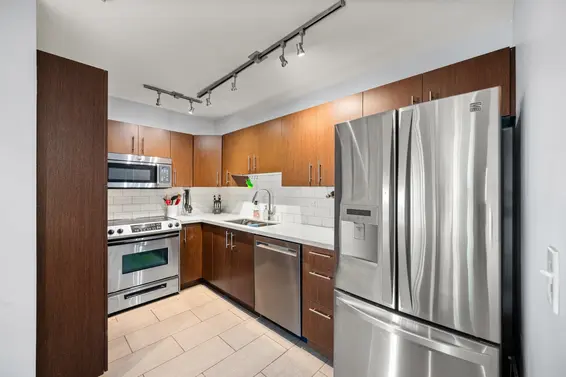 308 128 West 8 Street, North Vancouver For Sale - image 15