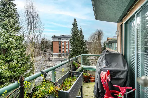 P02 223 Mountain Highway, North Vancouver For Sale - image 25