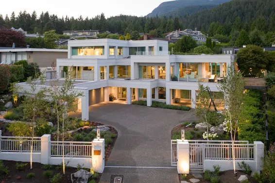 4254 Rockridge Road, West Vancouver