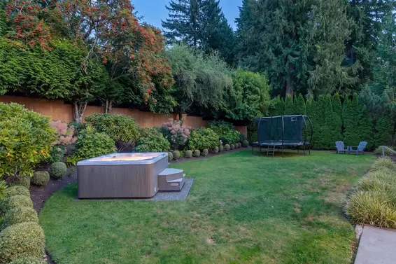 5008 Redonda Drive, North Vancouver For Sale - image 32
