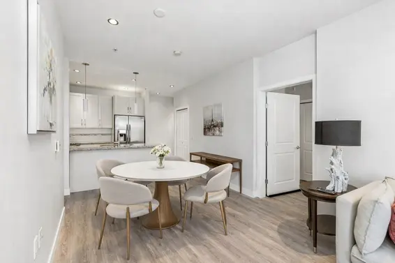 207 116 West 23rd Street, North Vancouver For Sale - image 11