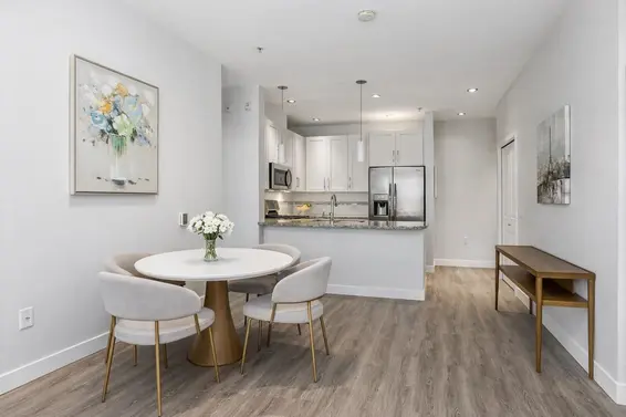 207 116 West 23rd Street, North Vancouver For Sale - image 12