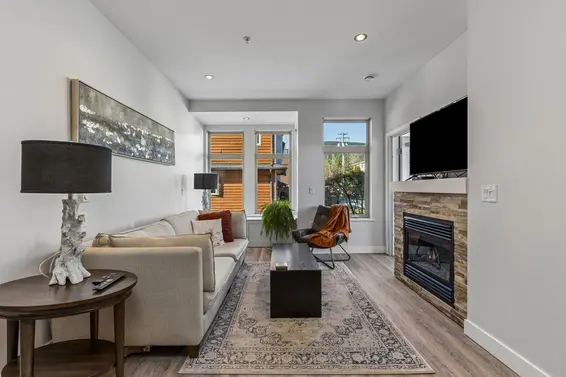 207 116 West 23rd Street, North Vancouver For Sale - image 5