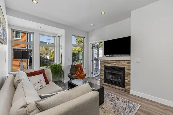 207 116 West 23rd Street, North Vancouver For Sale - image 6