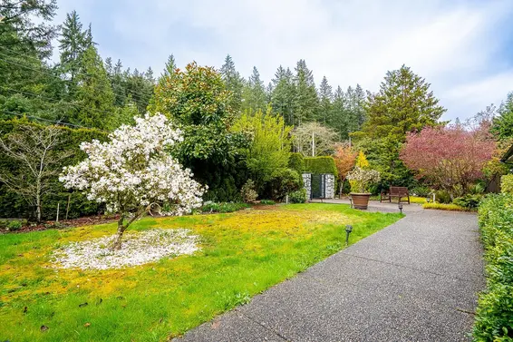 3980 Westridge Avenue, West Vancouver For Sale - image 25