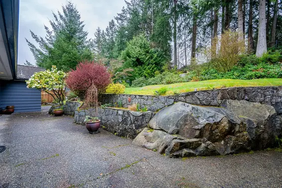3980 Westridge Avenue, West Vancouver For Sale - image 29