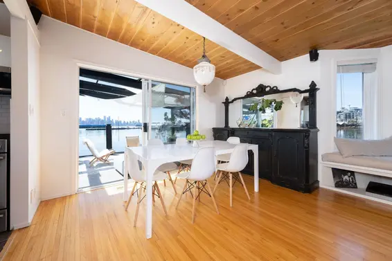 A27 415 West Esplanade Avenue, North Vancouver For Sale - image 22
