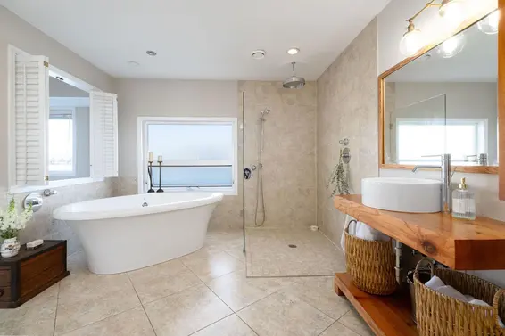A27 415 West Esplanade Avenue, North Vancouver For Sale - image 5