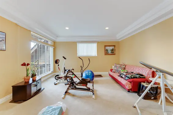 4989 Chalet Place, North Vancouver For Sale - image 13