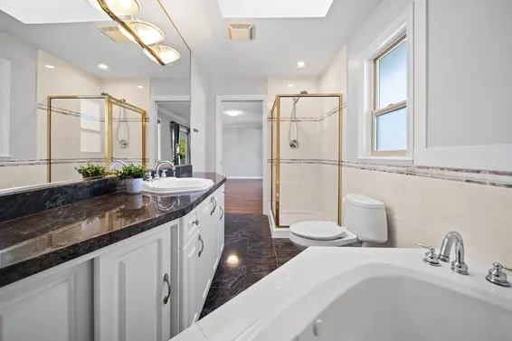 336 West 19th Street, North Vancouver For Sale - image 26