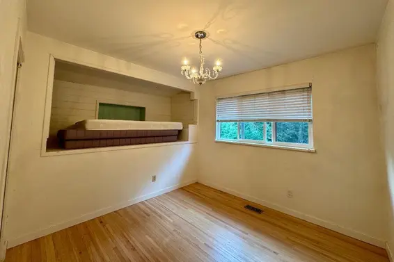 5257 Sonora Drive, North Vancouver For Sale - image 11