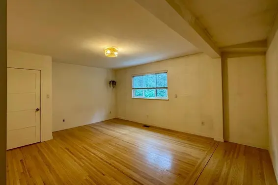 5257 Sonora Drive, North Vancouver For Sale - image 13