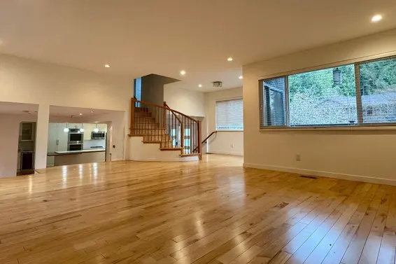 5257 Sonora Drive, North Vancouver For Sale - image 3