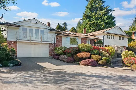 685 King Georges Way, West Vancouver For Sale - image 2