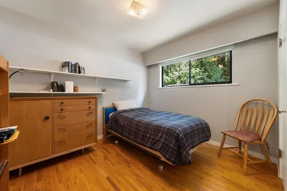 4492 Lions Avenue, North Vancouver For Sale - image 16
