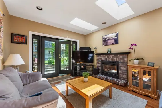 4492 Lions Avenue, North Vancouver For Sale - image 20