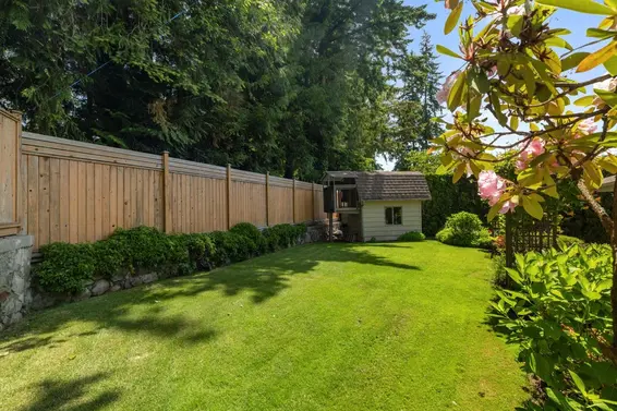 4492 Lions Avenue, North Vancouver For Sale - image 24