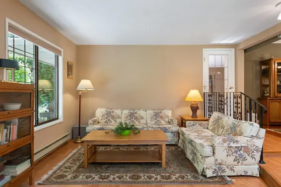 4492 Lions Avenue, North Vancouver For Sale - image 7