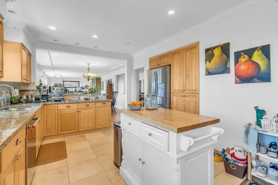 820 Knockmaroon Road, West Vancouver For Sale - image 12
