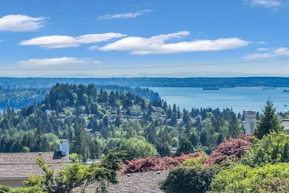 820 Knockmaroon Road, West Vancouver For Sale - image 2
