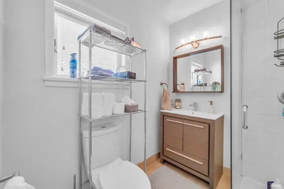 820 Knockmaroon Road, West Vancouver For Sale - image 21
