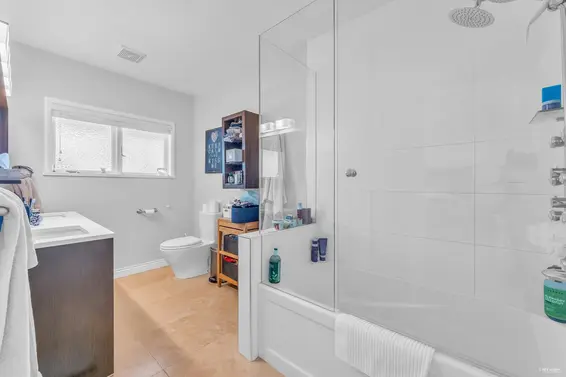 820 Knockmaroon Road, West Vancouver For Sale - image 22