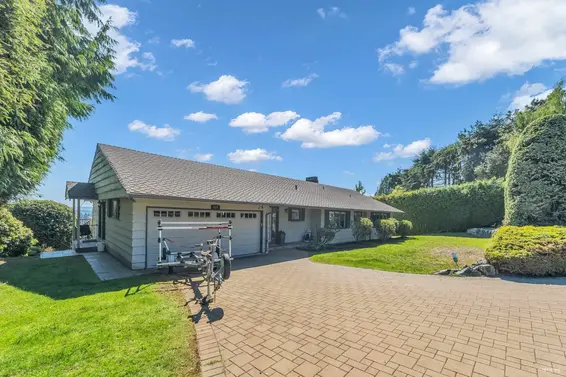 820 Knockmaroon Road, West Vancouver For Sale - image 3