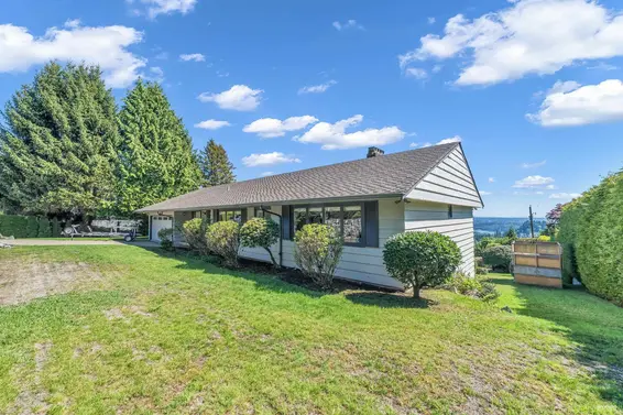 820 Knockmaroon Road, West Vancouver For Sale - image 4