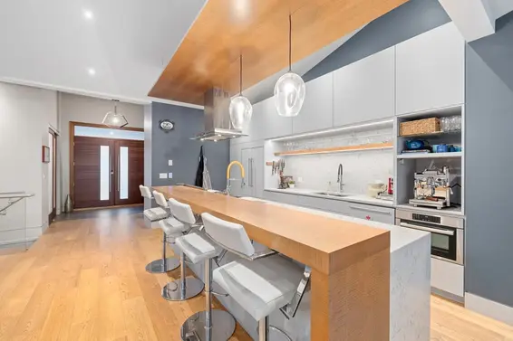 1269 Cloverley Street, North Vancouver For Sale - image 15