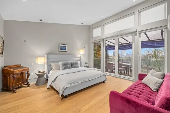 1269 Cloverley Street, North Vancouver For Sale - image 17