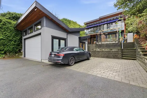 1269 Cloverley Street, North Vancouver For Sale - image 37