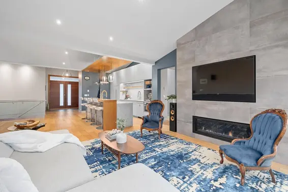 1269 Cloverley Street, North Vancouver For Sale - image 6