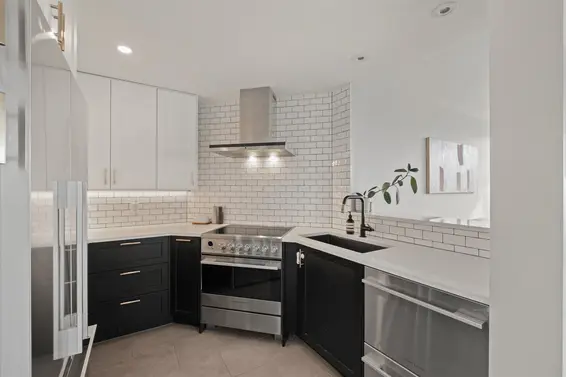 303 408 Lonsdale Avenue, North Vancouver For Sale - image 21