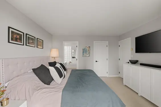 303 408 Lonsdale Avenue, North Vancouver For Sale - image 29