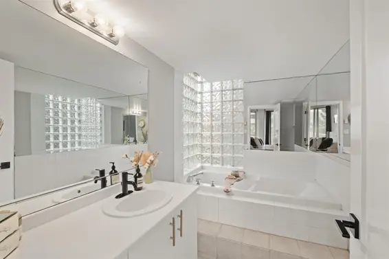 303 408 Lonsdale Avenue, North Vancouver For Sale - image 30