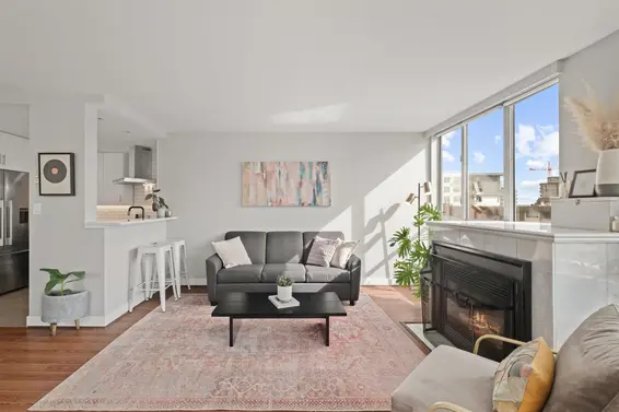 303 408 Lonsdale Avenue, North Vancouver For Sale - image 9