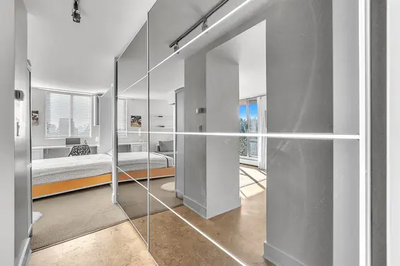 1010 2016 Fullerton Avenue, North Vancouver For Sale - image 21