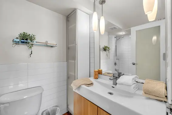 1010 2016 Fullerton Avenue, North Vancouver For Sale - image 23