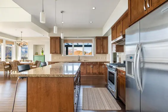 800 Ocean Crest Drive, West Vancouver For Sale - image 17