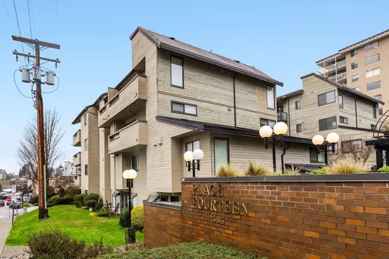 408 1363 Clyde Avenue, West Vancouver