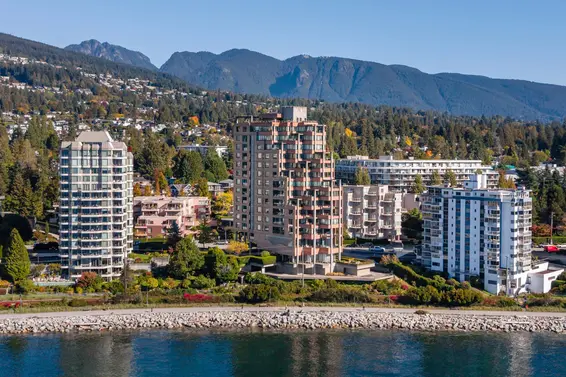 9 2250 Bellevue Avenue, West Vancouver For Sale - image 39
