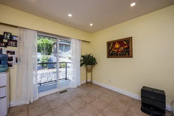 4577 Meadowbank Close, North Vancouver For Sale - image 17