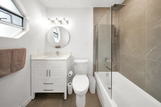 16 838 Tobruck Avenue, North Vancouver For Sale - image 16