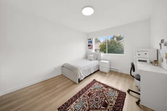 16 838 Tobruck Avenue, North Vancouver For Sale - image 20