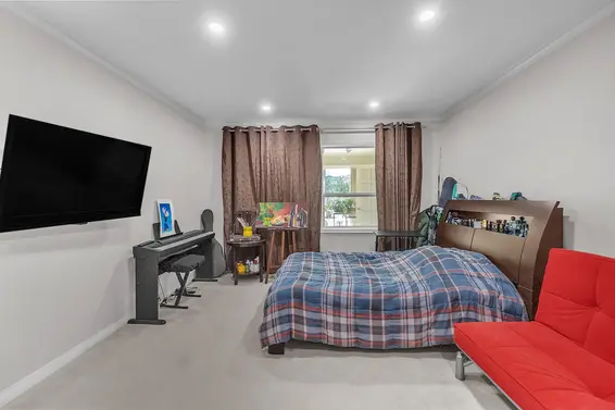 207 1500 Ostler Court, North Vancouver For Sale - image 18