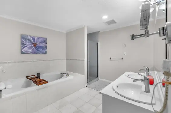 207 1500 Ostler Court, North Vancouver For Sale - image 33
