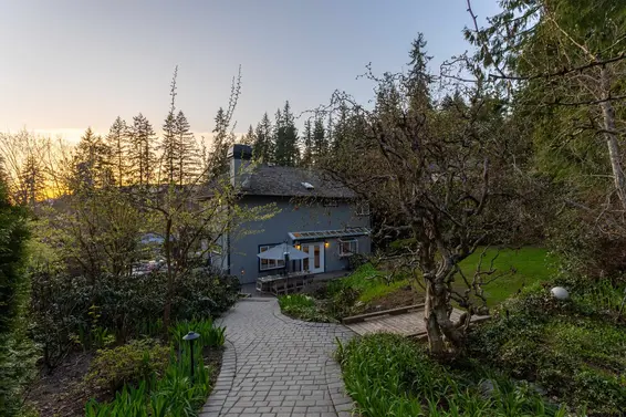 4188 Coventry Way, North Vancouver For Sale - image 4