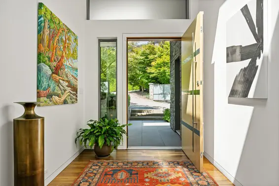 98 Bonnymuir Drive, West Vancouver For Sale - image 3