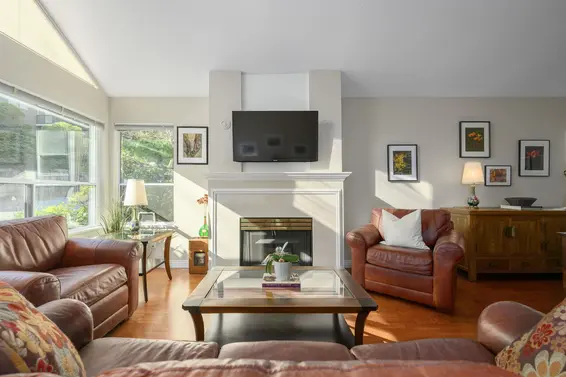 29 4055 Indian River Drive, North Vancouver For Sale - image 3